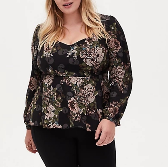 TORRID - BLACK SKULL FLORAL SWEETHEART PEPLUM TOP - Picture 6 of 6